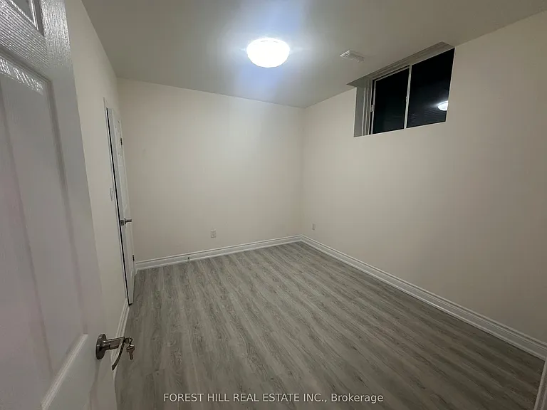 5 Ballanview Ct #BASEMENT — Photo 9
