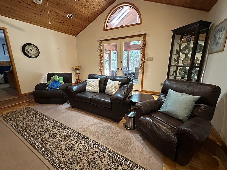 182 Cherrywood Ln — Photo 9