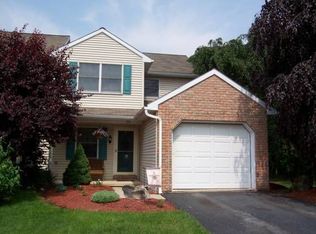 23 Park View Dr, Reinholds, PA
