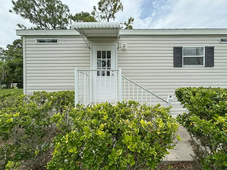 19237 Cedar Crest Ct #9M — Photo 16