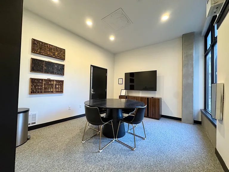 1620 Belmont Ave #525 — Photo 15