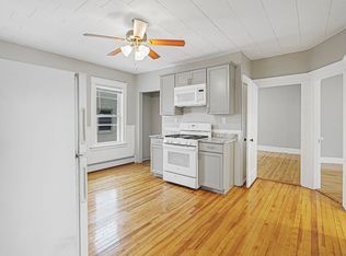 10 Ellsworth St APT 3, Worcester, MA 01610