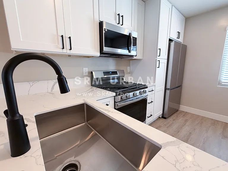 3710 Madison Ave #E — Photo 9