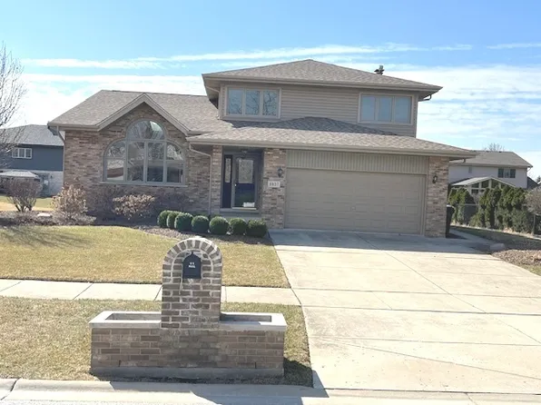 8837 Clifton Ln, Tinley Park, IL 60487