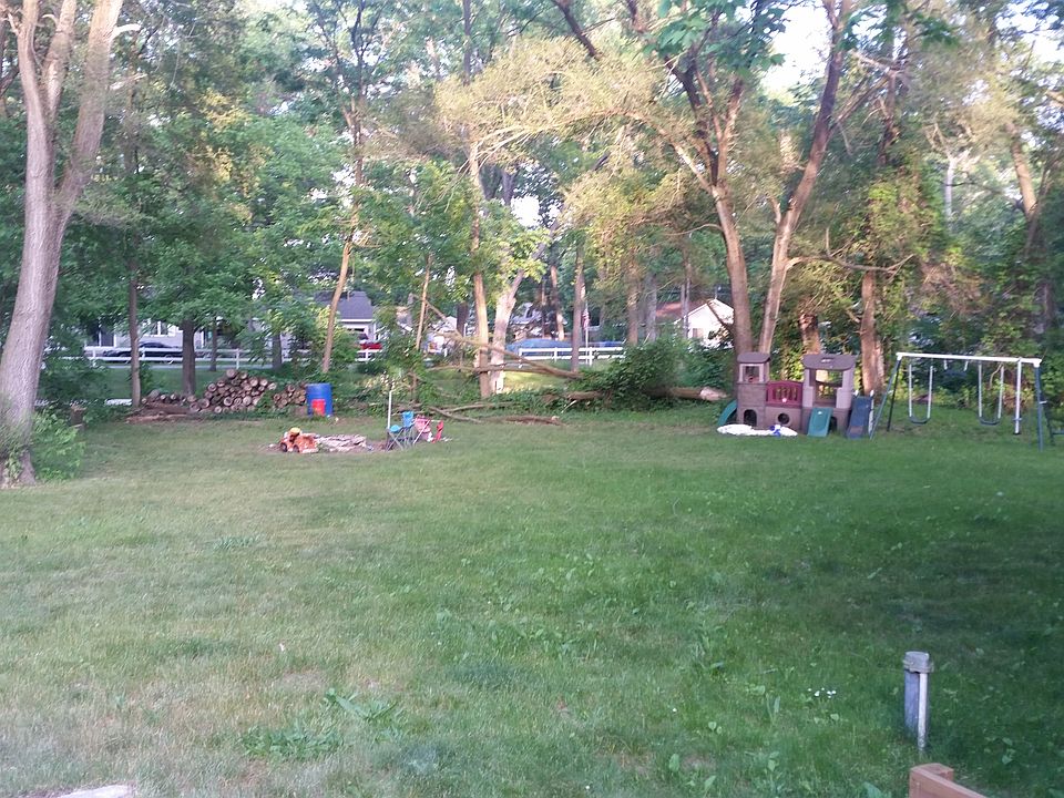 2nd image of 5711 White Rd