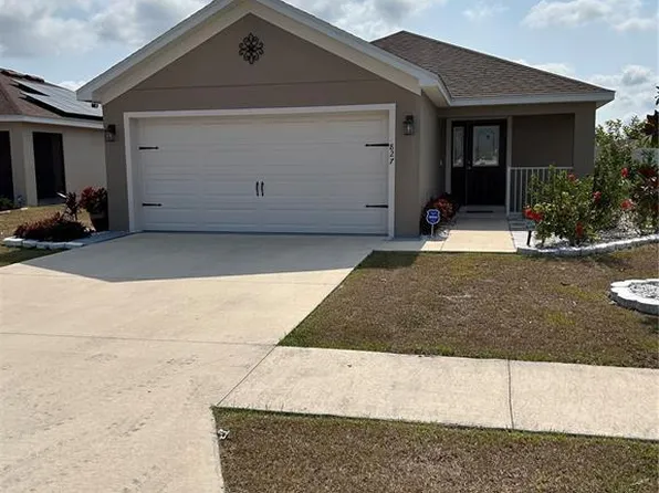 827 Orleans Dr, Eagle Lake, FL 33839