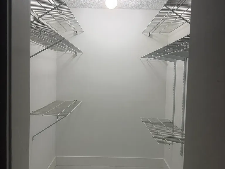 6940 Miami Gardens Dr #1-126 — Photo 9