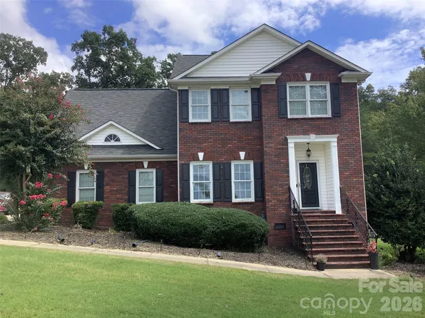 417 Grayfox Dr, Oakboro, NC 28129