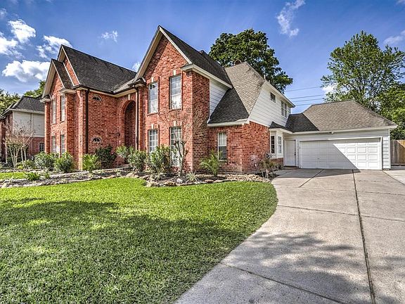 3rd image of 5307 Gladehill Dr