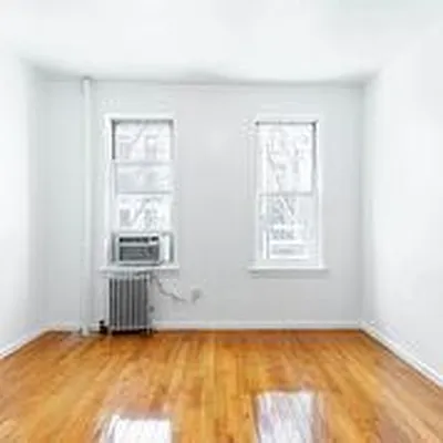 Rented by Bond New York | media 21