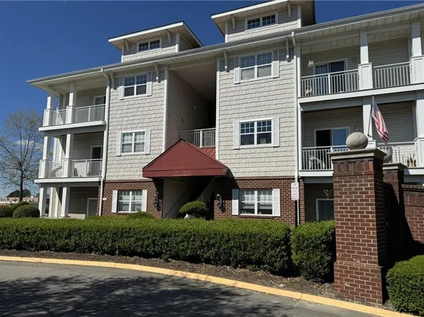 5300 Warminster Dr, Virginia Beach, VA