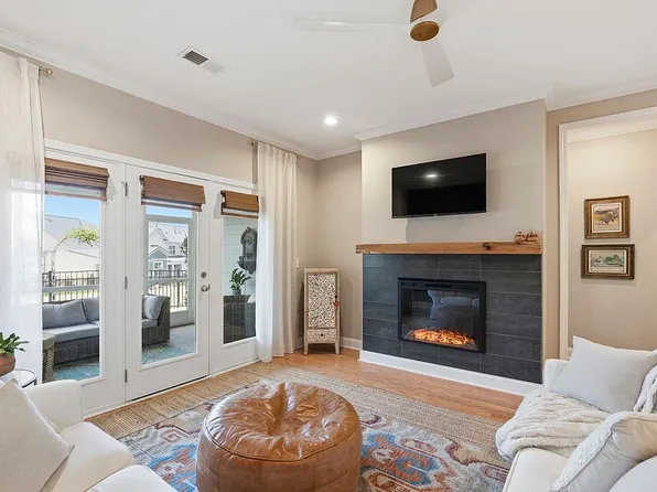 132 Green Heron Rd, Greenville, SC 29607