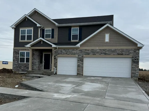 11297 Green Pl, Winfield, IN 46307