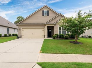 704 Ridgeville Crossing Dr, Inman, SC 29349