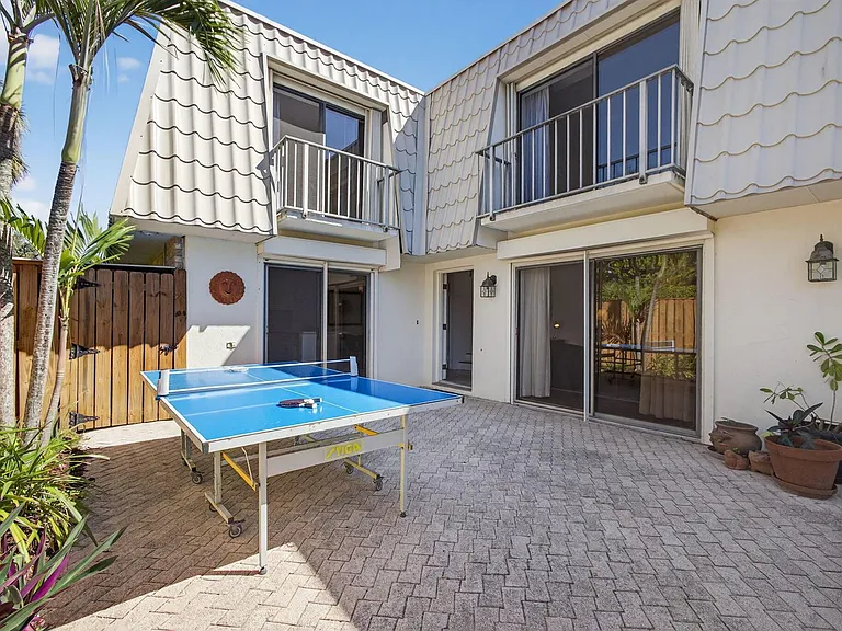 1700 Embassy Dr #103 — Photo 11