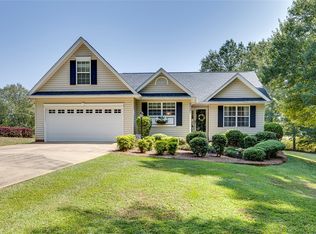 112 Coachman Dr, Anderson, SC 29625
