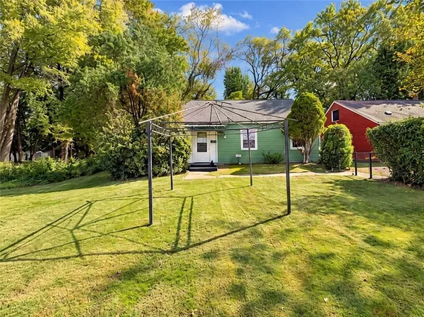 2043 Broadhead Fording Rd, Pittsburgh, PA 15205