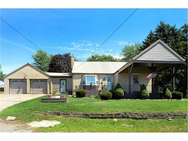 110 Patterson Ave photo 1