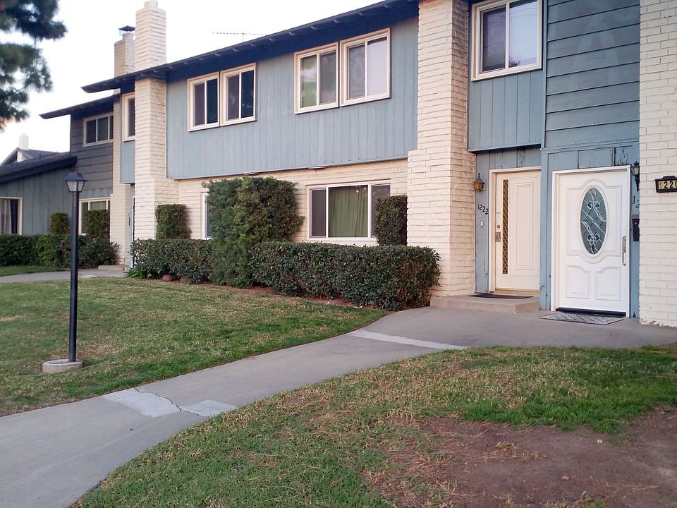 1st image of 1222 N Placentia Ave