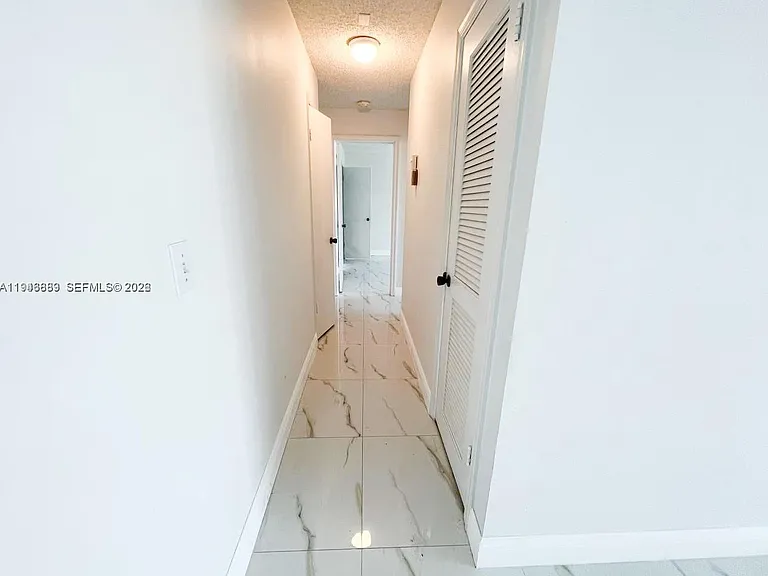 6395 Bay Club Dr #4 — Photo 10