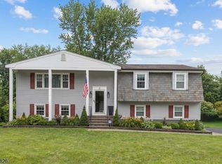 2 Norman Ln, Roxbury Twp., NJ 07876