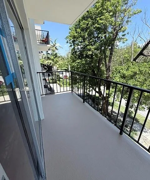 2640 NE 135th St #317 — Photo 9