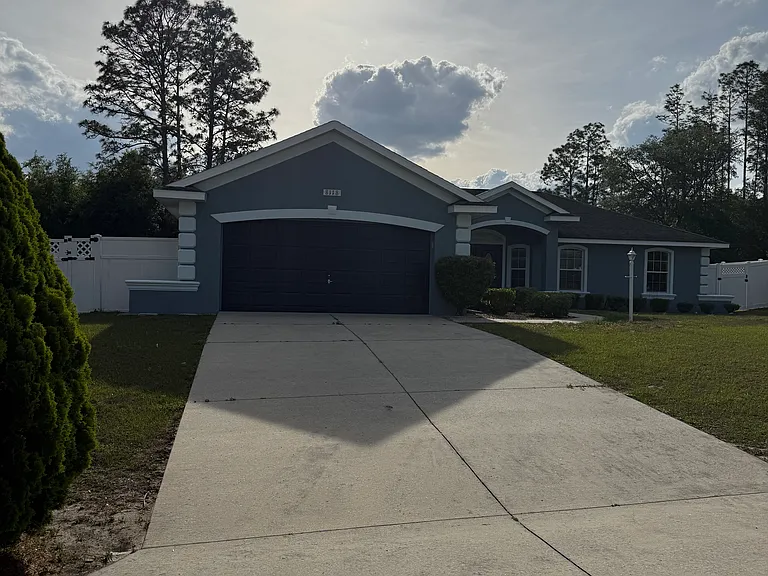 8118 SW 132nd Loop — Photo 3