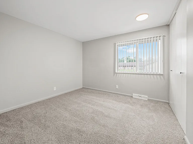 Harris & Cross Apartments — Photo 8