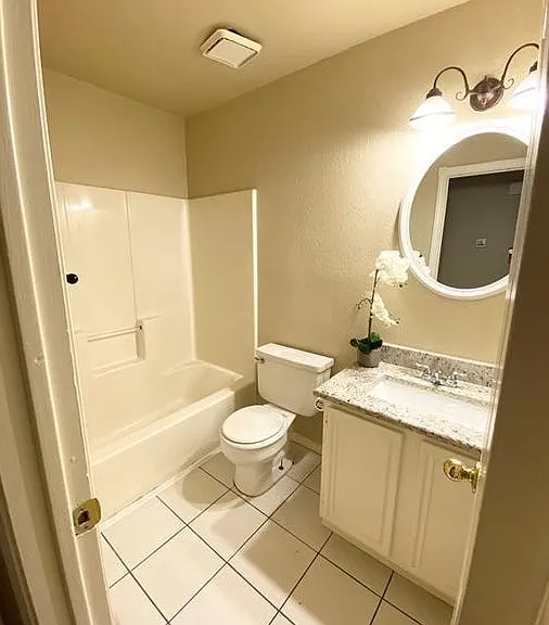 1202 Stone Creek Dr — Photo 48
