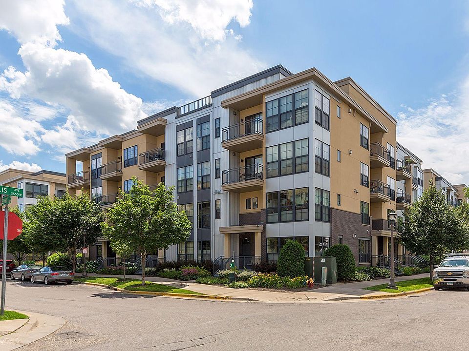1st image of 2566 Ellis Ave APT 105