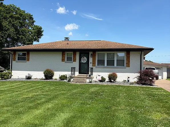 5311 Elmhurst Dr, Evansville, IN 47711