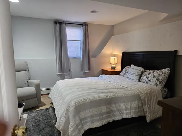 (undisclosed Address), West Newton, MA 02465