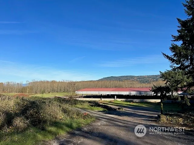 23029 High Bridge Road photo 1