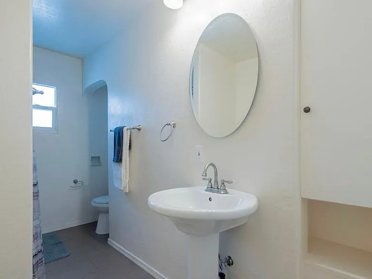 370 W Pima Ave — Photo 16