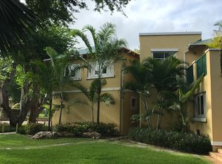 B Villa Montana Beach Resort, Isabela, PR 00662