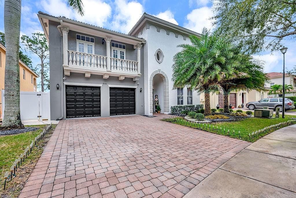 n♡ Shearling / Walnut Crosby Lock Shoulder