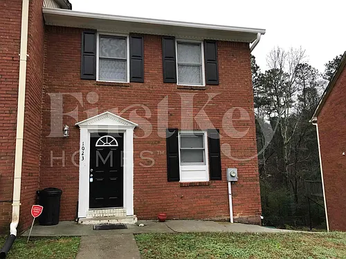 1023 Park Gate Pl Photo 1