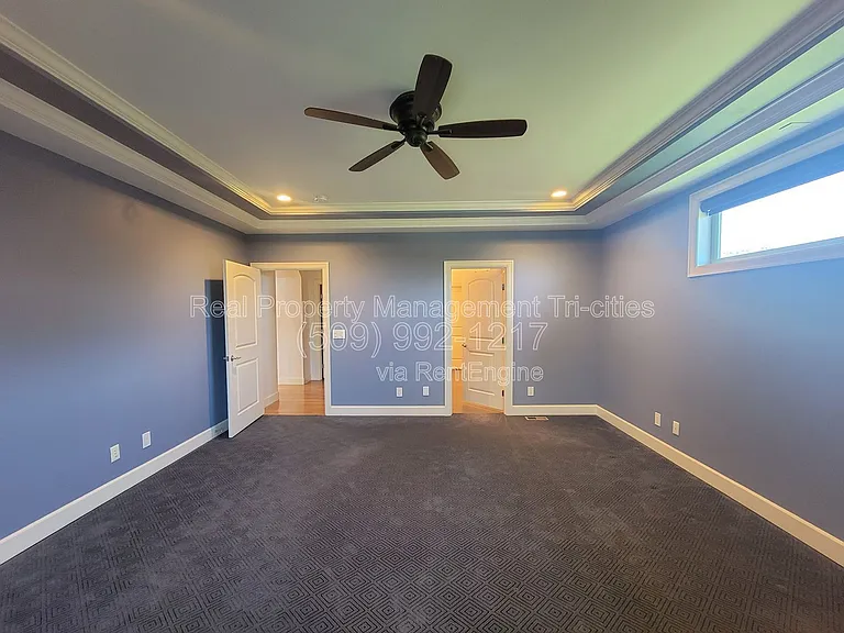 1644 Naples Ln — Photo 17