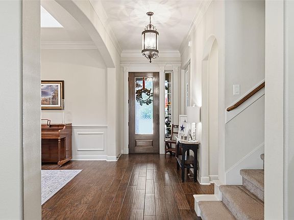 4th image of 30511 Sethora Hill Way