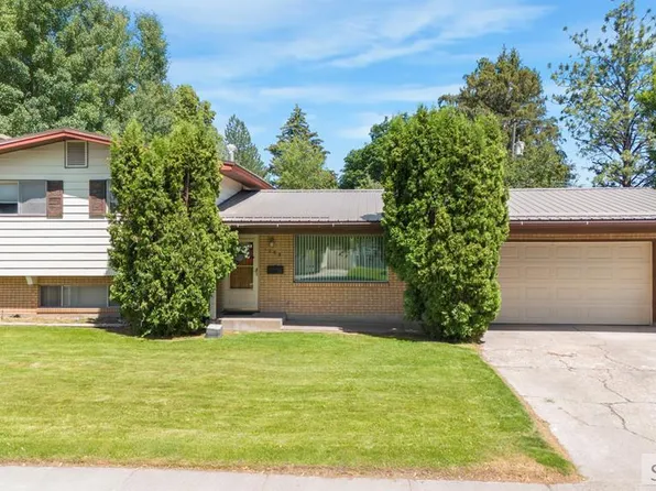 1385 Terry Dr, Idaho Falls, ID 83404