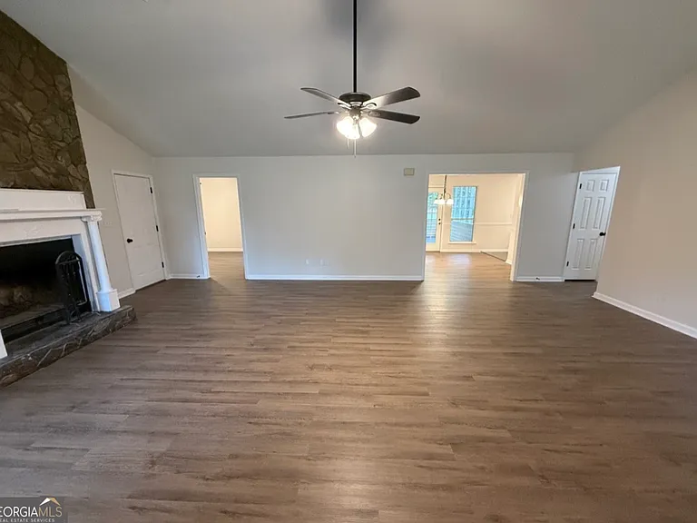 105 Mockingbird Dr — Photo 16