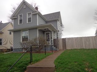 1412 W Pleasant St, Davenport, IA 52804
