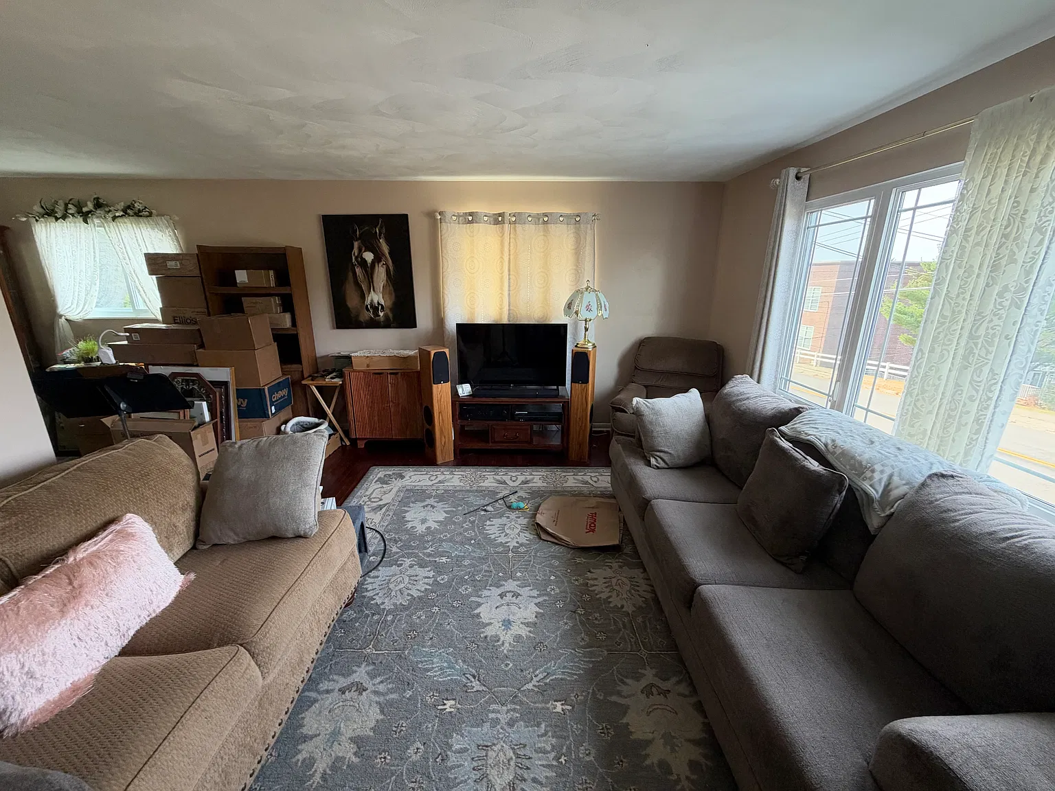 2 bed, 1.5 bath, $1,600 — Photo 3