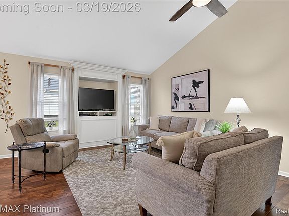 5th image of 501 Snowfall Ct