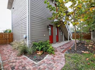 210 E Columbus Dr #B, Tampa, FL 33602