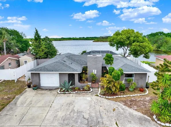 3931 Holiday Lake Dr, Holiday, FL 34691