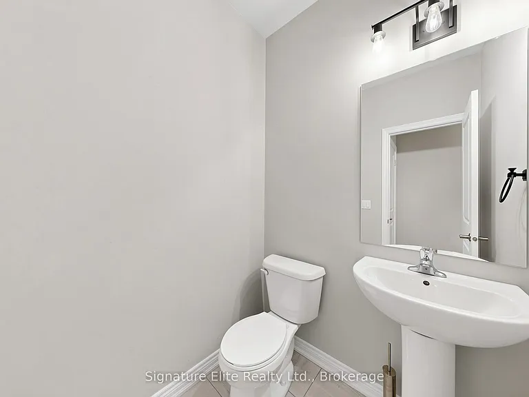 44 Cotton St #A — Photo 25