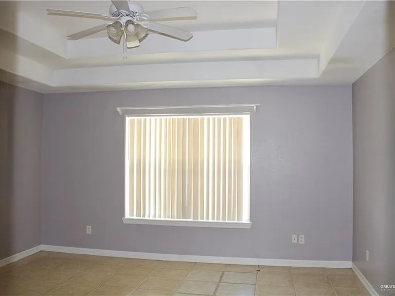 2004 W Western Dr #D — Photo 8