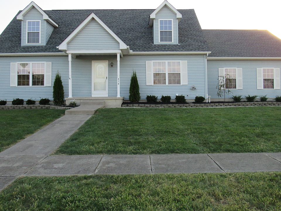 1st image of 898 Lora Lee Dr