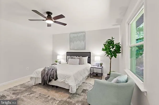 14863 Prestige Dr — Photo 30